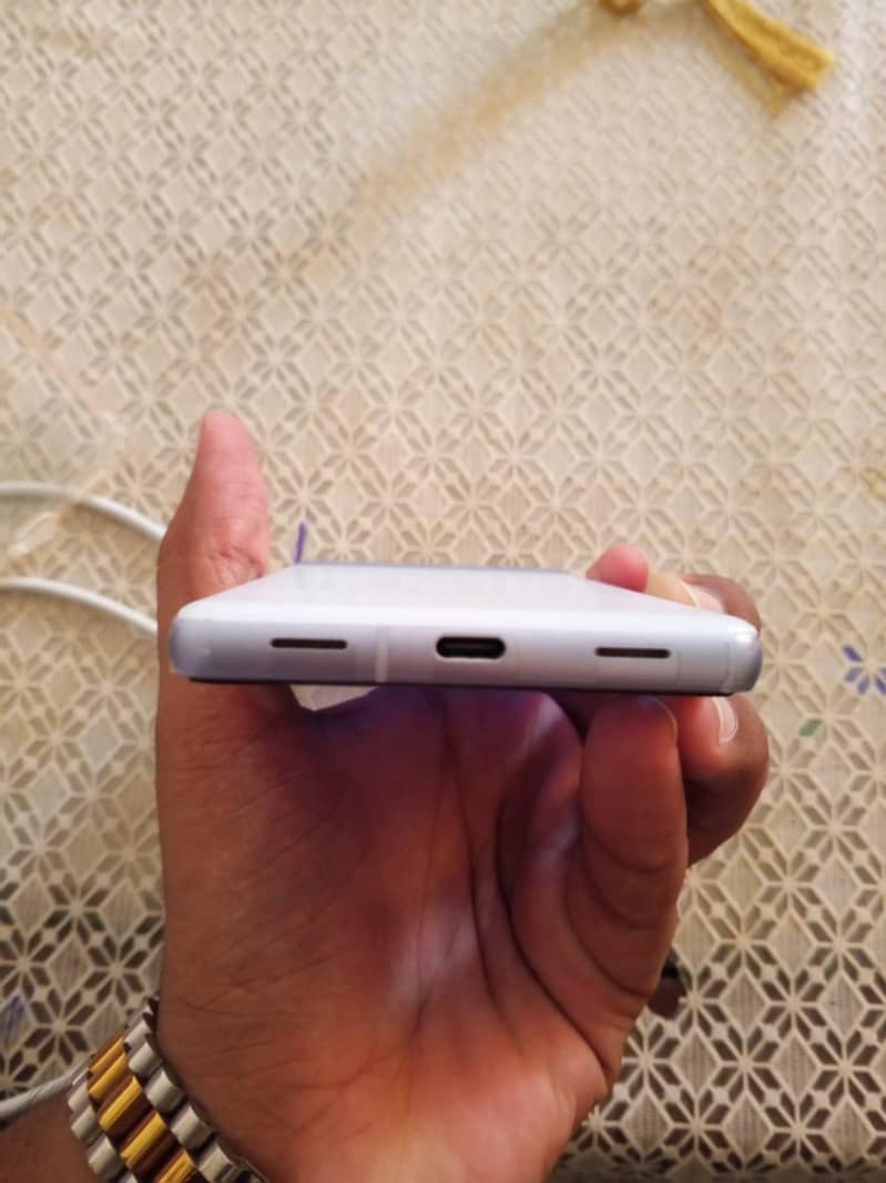 Google Pixel 7a 1