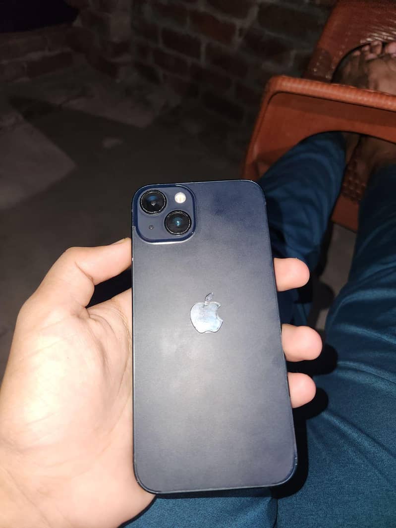 Apple iPhone 13 0