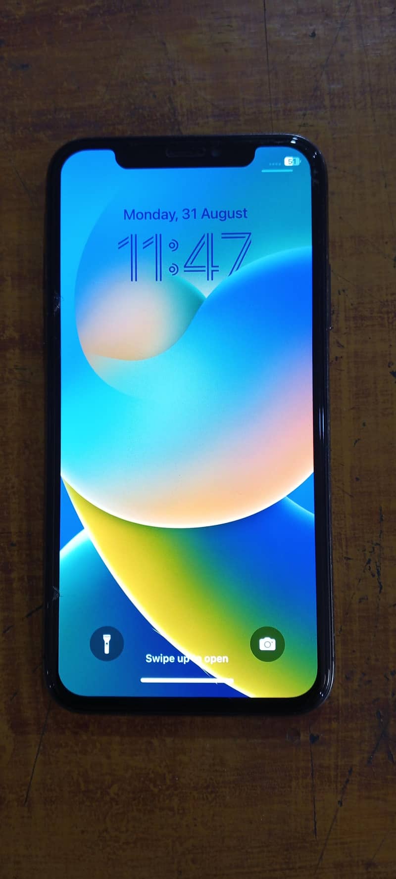 Apple iPhone X 4