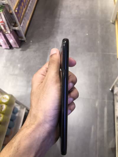 Samsung J4