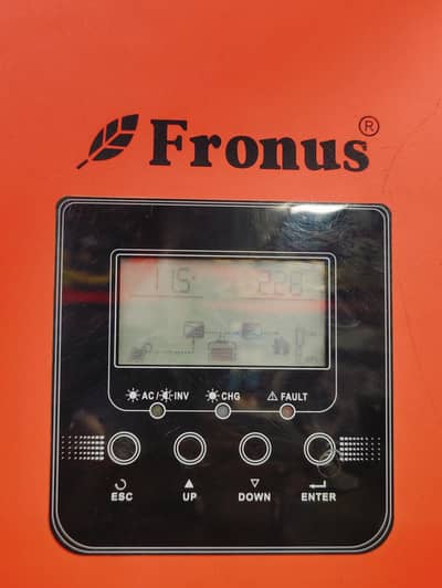 fronus hybrid inverter 1.4kva with box
