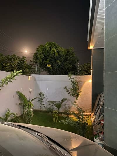 1 Kanal Upper portion is available for rent in LDA Avenue-1.