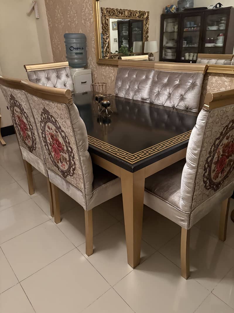 Dining table with 6 chairs 1