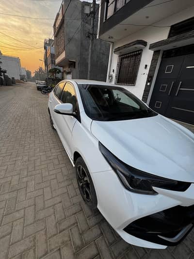 Toyota Yaris 2024