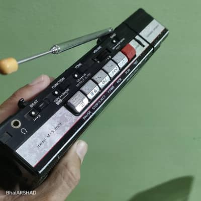 antique radio