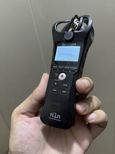 Zoom H1n Mic With All Accessories