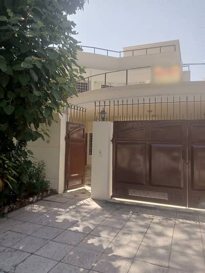 Gorgeous 1 Kanal House For rent Available In F-8/4
