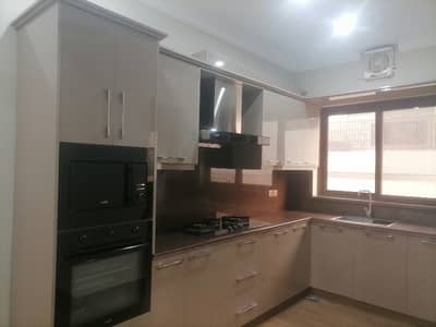 700 Square Yards House In F-7 Is Available For Rent