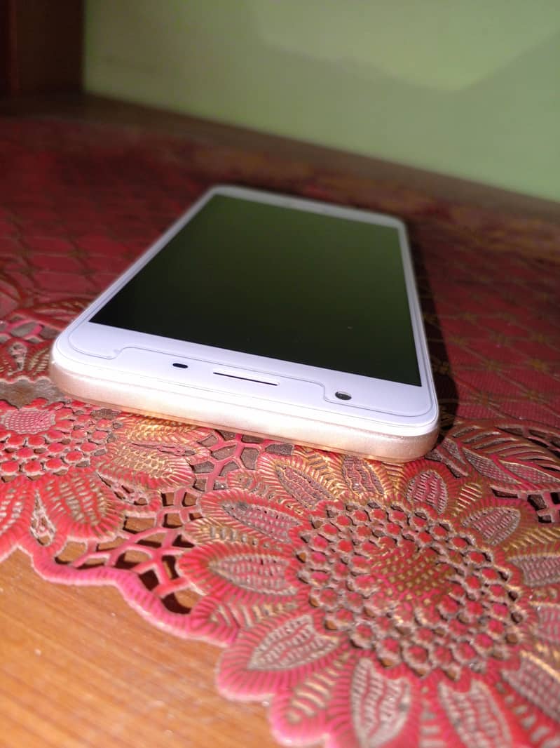 OPPO A57 3