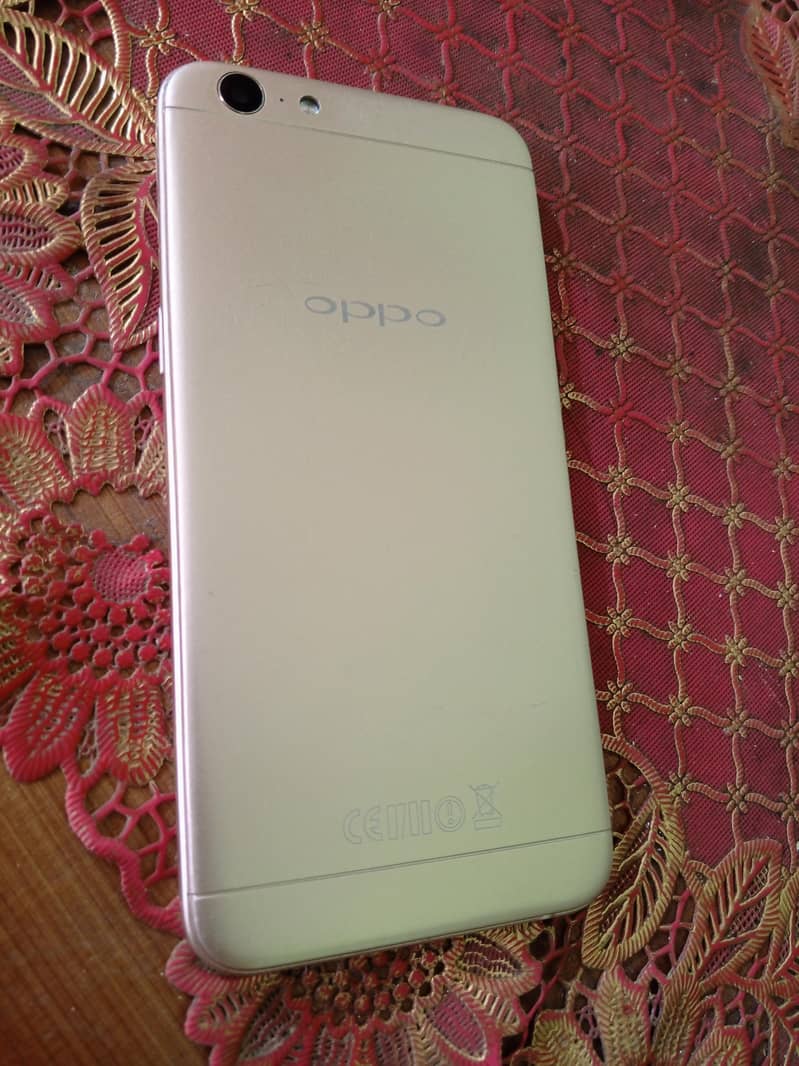 OPPO A57 5