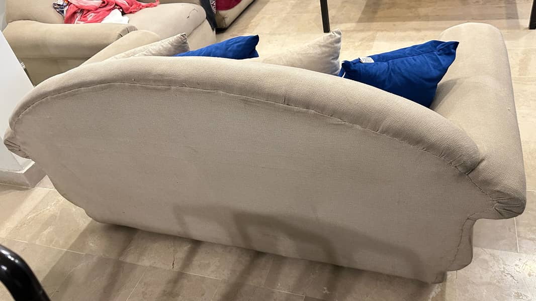 6-Seater Living Room Sofa Set in Beige - Good Condition 2