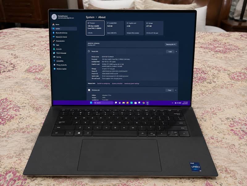 Dell Precision 5570 1