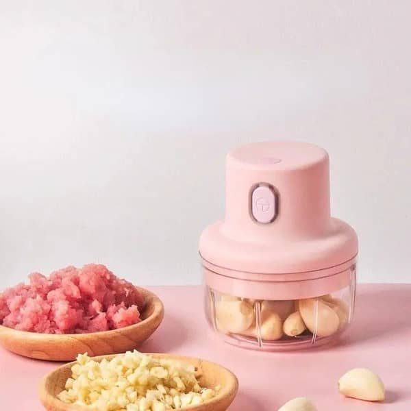 Wireless Food Chopper,Intelligent Electric Garlic Machine,USB Rechargeable Household Mini Portable Veggie Grinder,Kitchen Cutting Tools with Stainless Steel Blade, Cup.