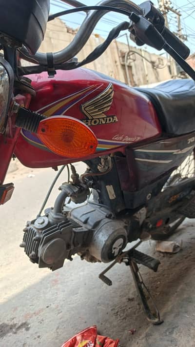 Bike for urgent sale engine condition ok