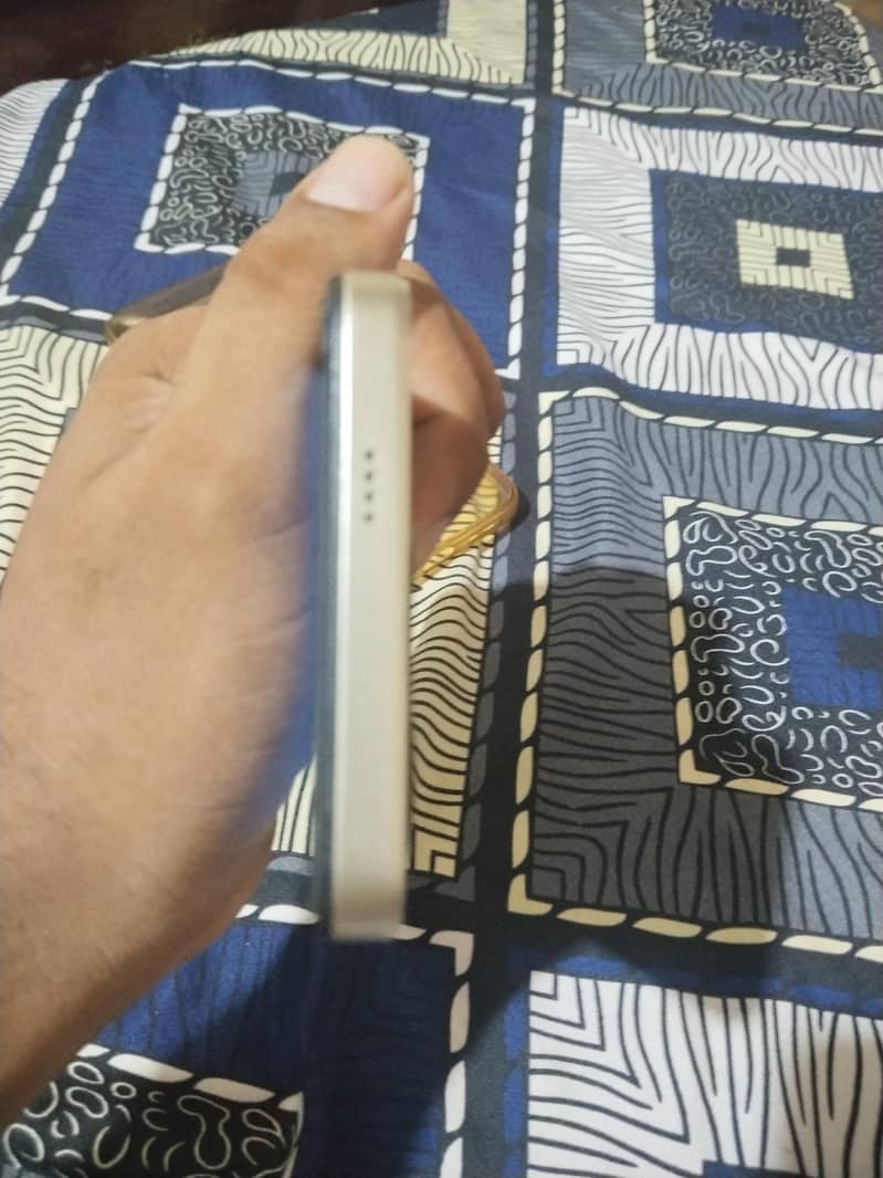 Tecno Spark 20C 3