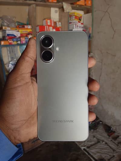 Tecno Spark Go 2