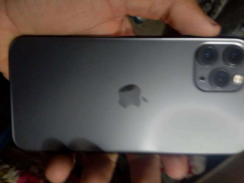 Apple iPhone 11 Pro 0