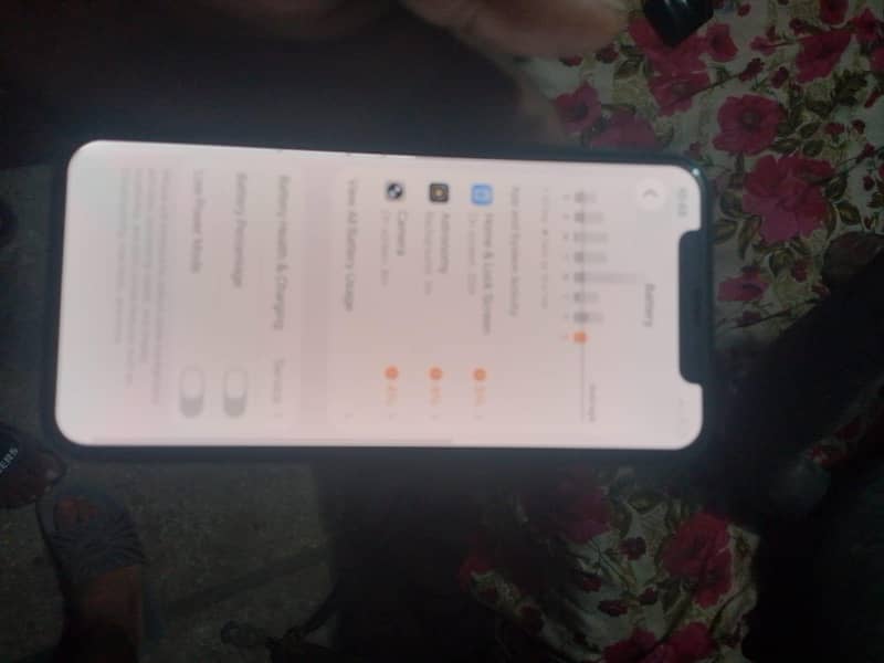 Apple iPhone 11 Pro 2