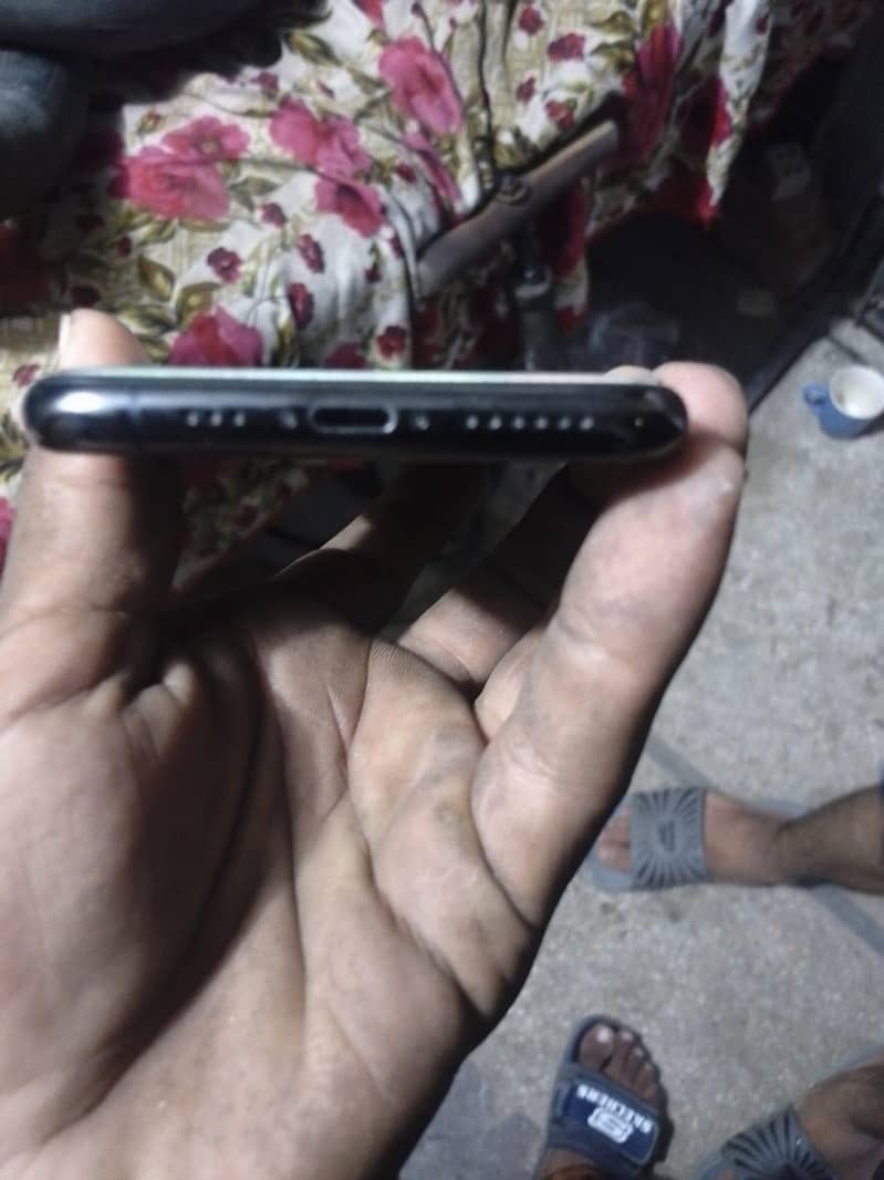 Apple iPhone 11 Pro 8