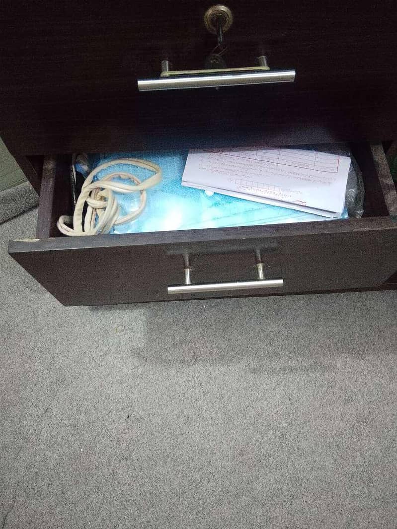 Dressing Table 1