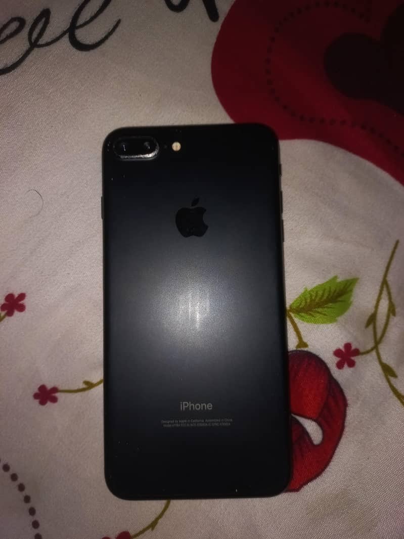 Apple iPhone 7 Plus 7