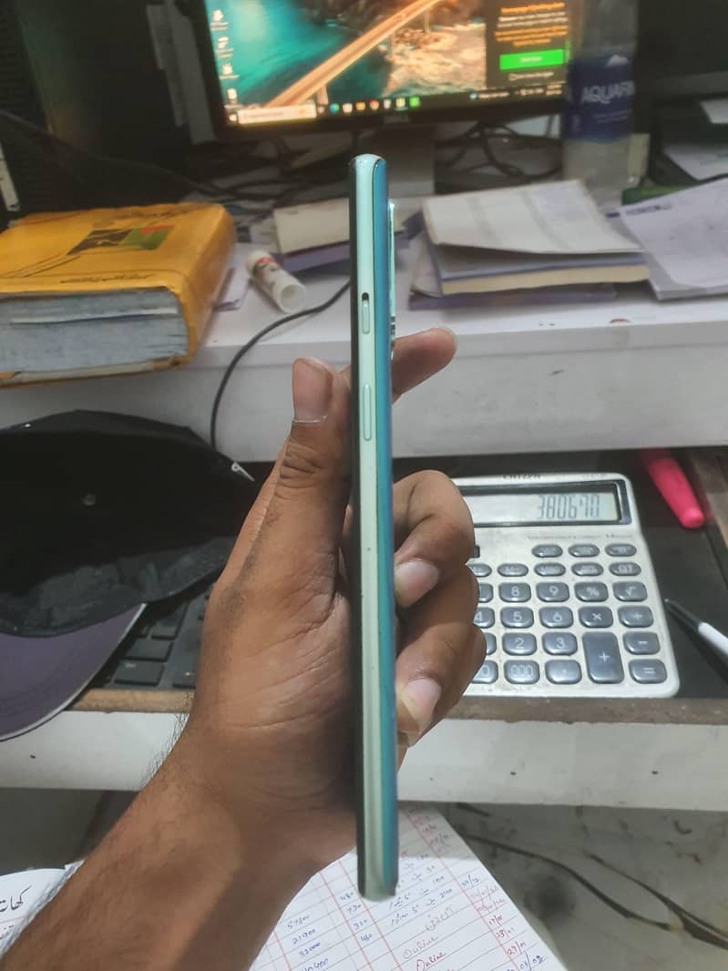 One Plus 8T 2