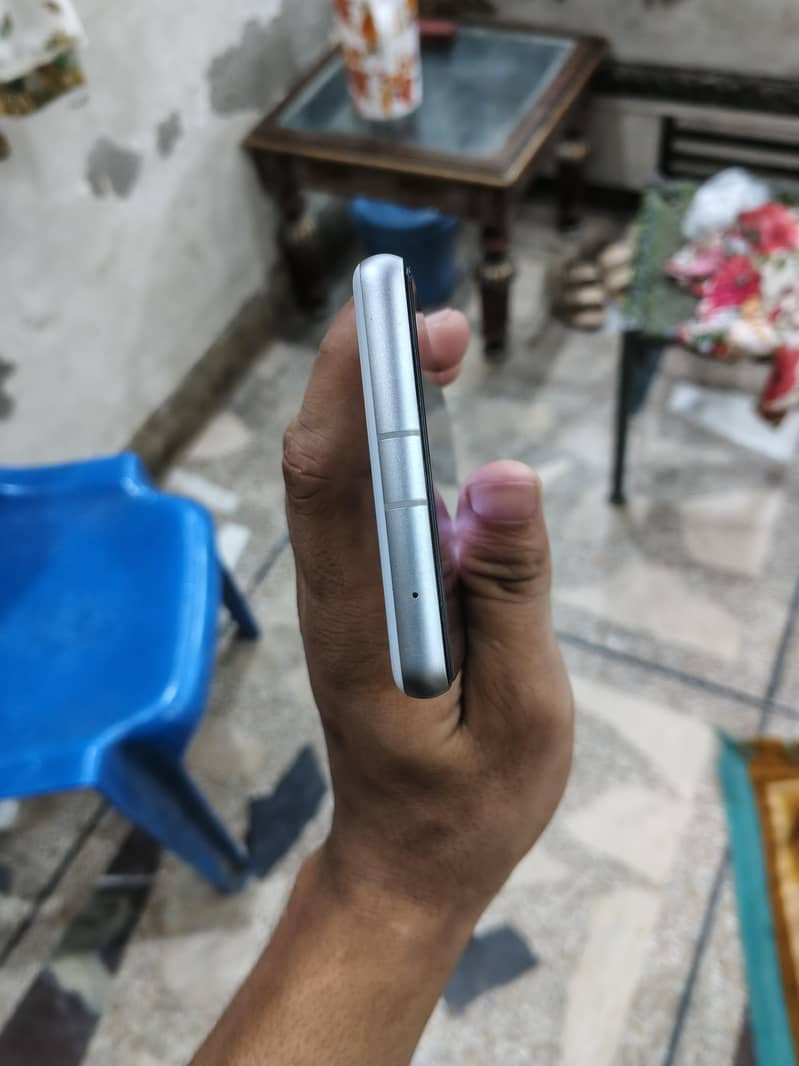 Google Pixel 7 2