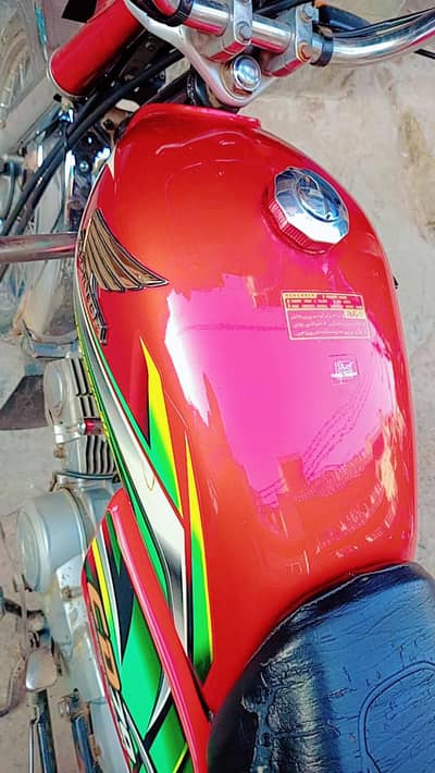 Honda CD-70 model 2022