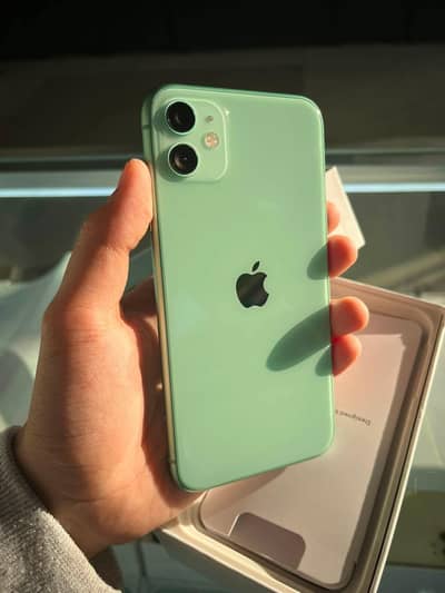 IPHONE 11, Pta official, 128GB, BOX CHARGER, no fault.