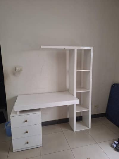 Single bed with Study Table