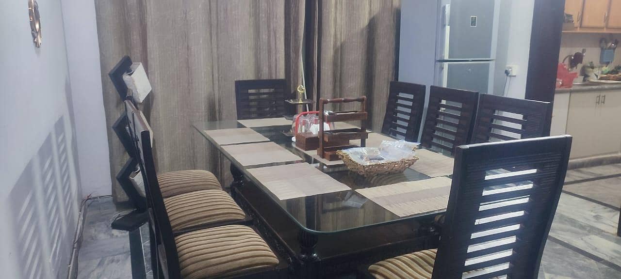 8 seater Dining Table 3
