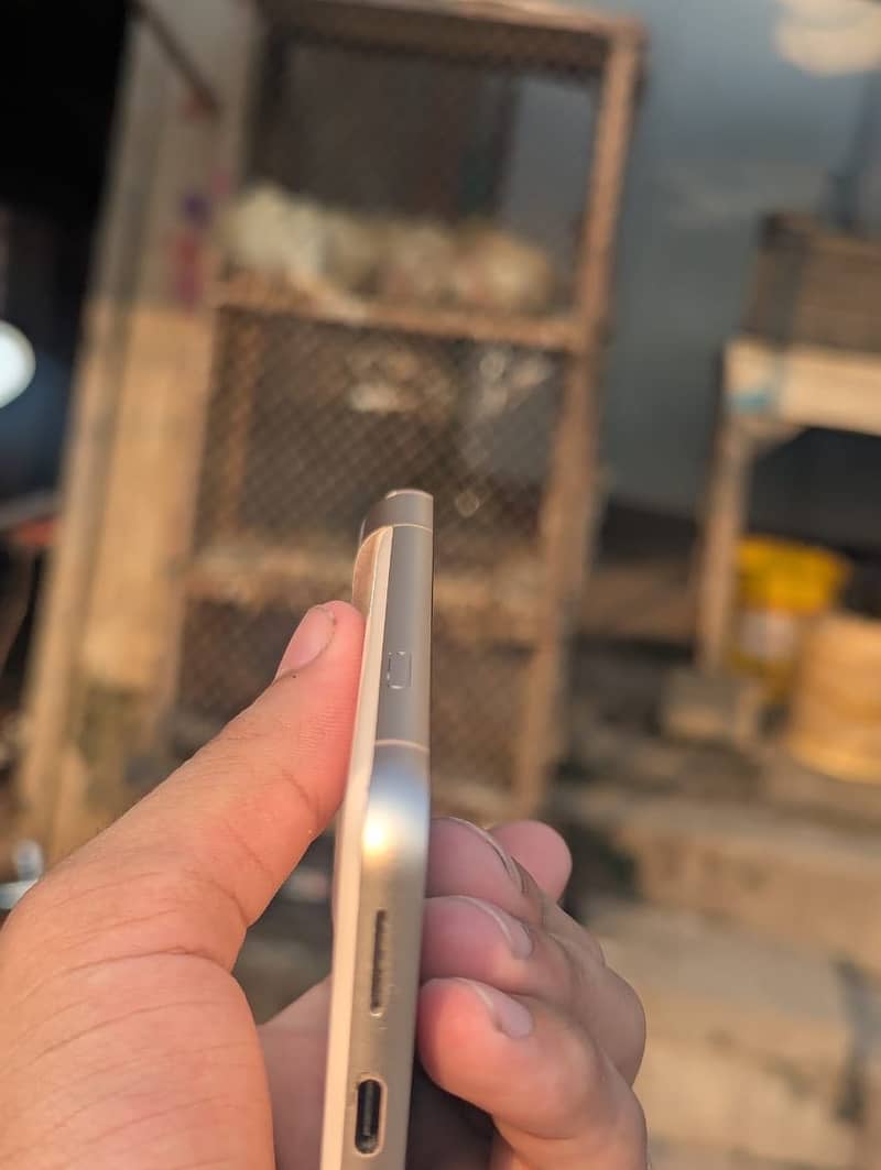 Google Pixel 8 1