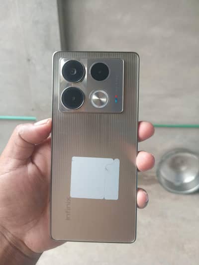 Infinix Note 40