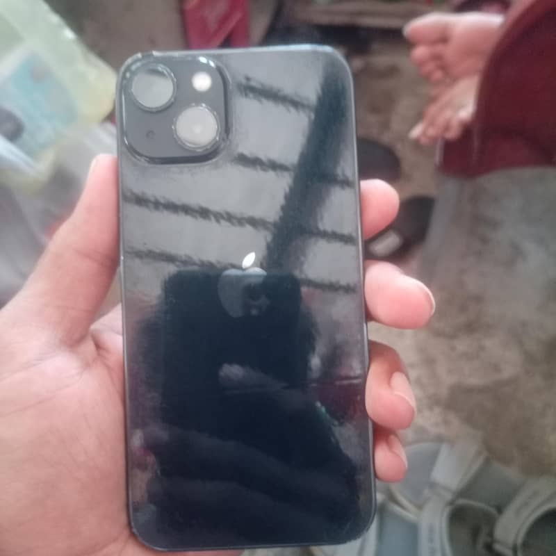 Apple iPhone 13 0