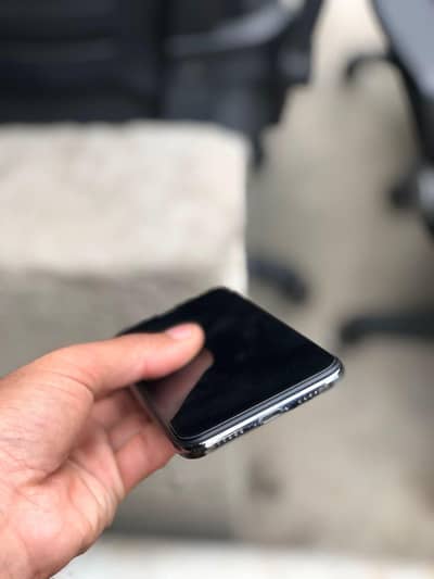 Apple iPhone X  03125038104 WhatsApp