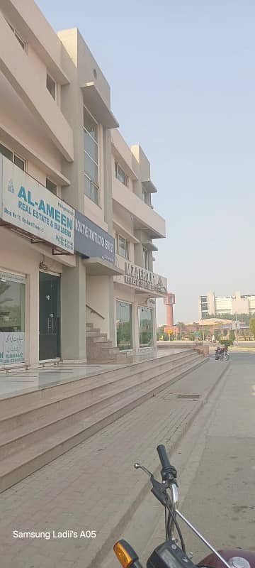 Bahria Orchard 5 Marla 2 bed room luxury for rent