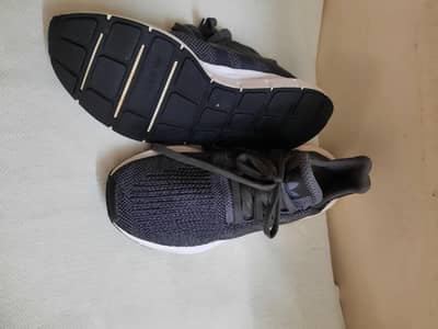 Adidas premium quality preloved shoes