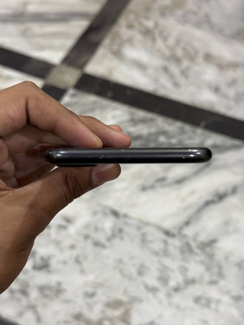 Apple iPhone 7 Plus 10