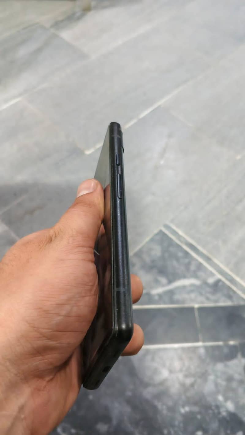 Google Pixel 6a 4