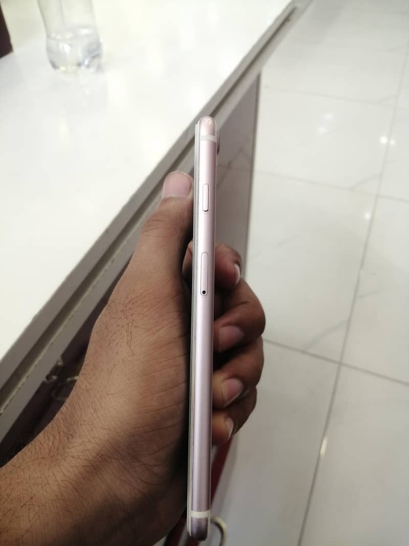 Apple iPhone 7 Plus 7