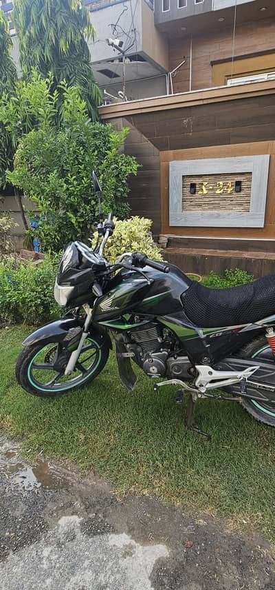 Honda CB150F Green