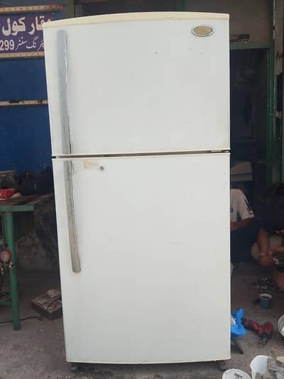 Hitachi fridge good condition 10/10 used like new