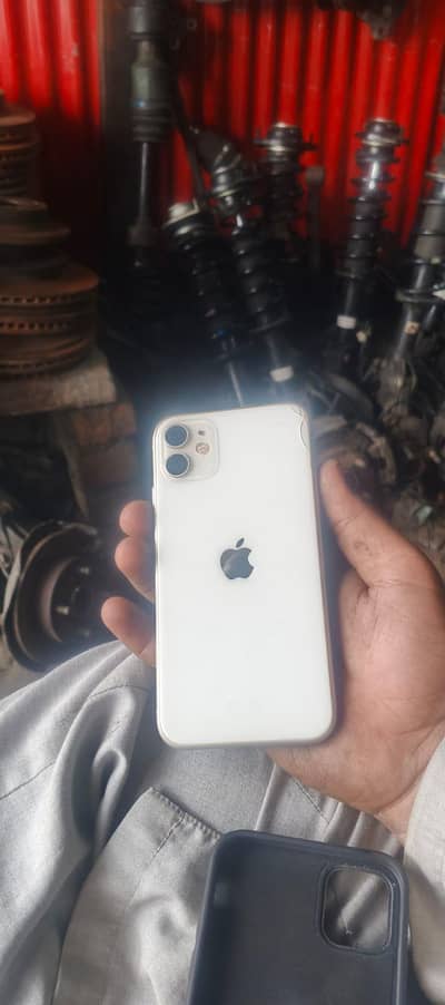 Apple iPhone 11