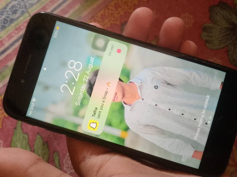 Apple iPhone 7 3