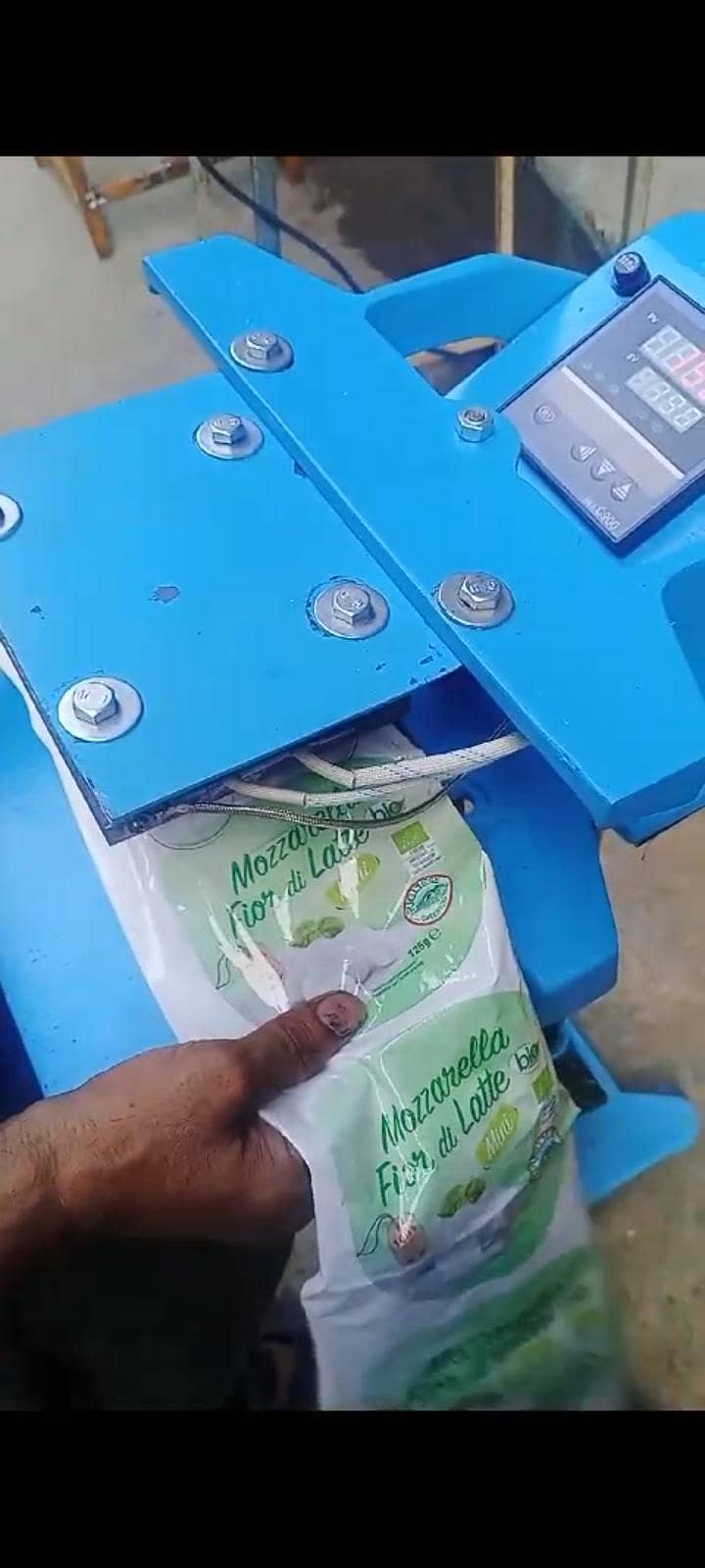 Sealing Machine 2