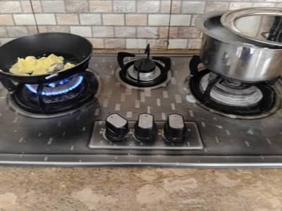 3 burner stove