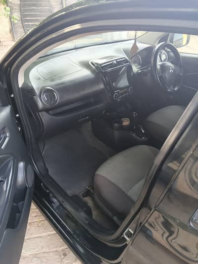 Mitsubishi Mirage 2012
