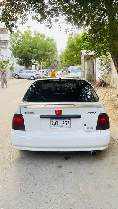 Honda City exi