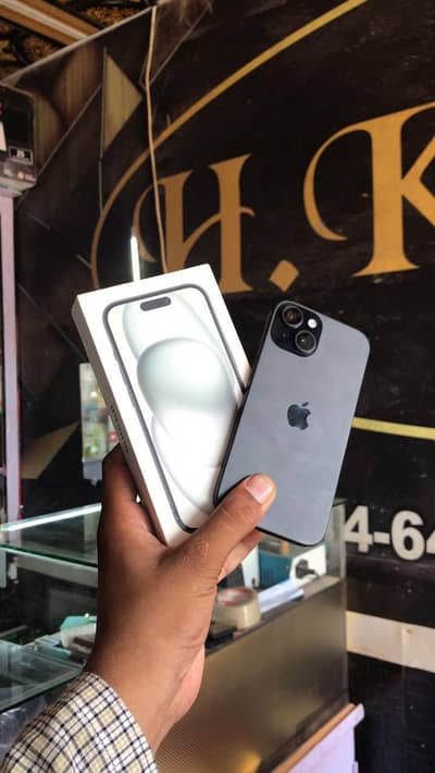 Apple iPhone 15 JV 128GB 86% Battery Health