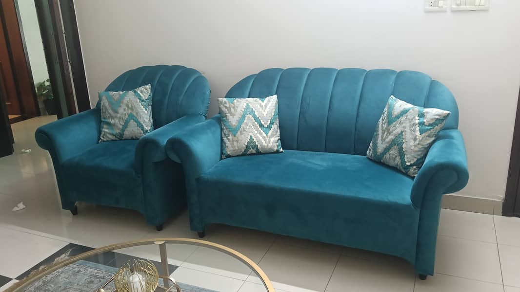 Sofa set 0